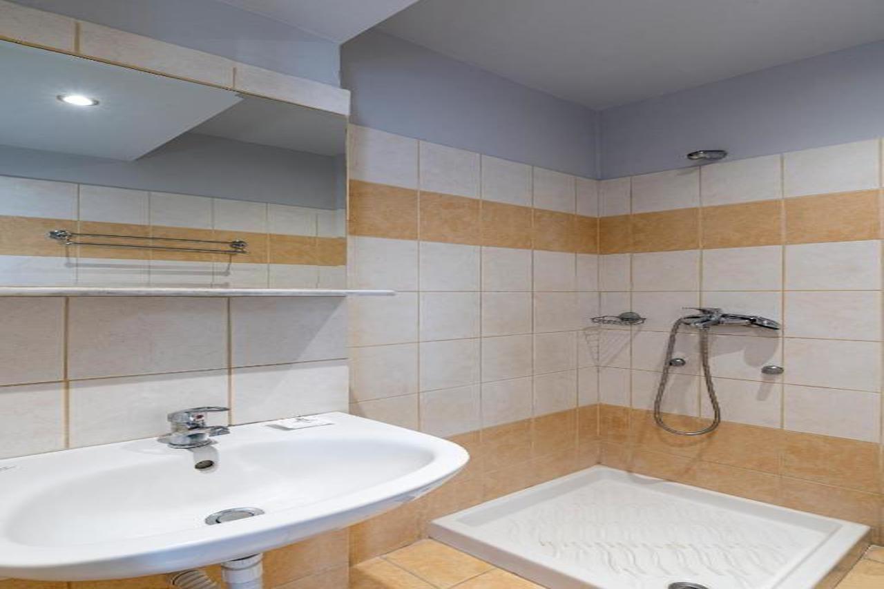 Noufara Hotel