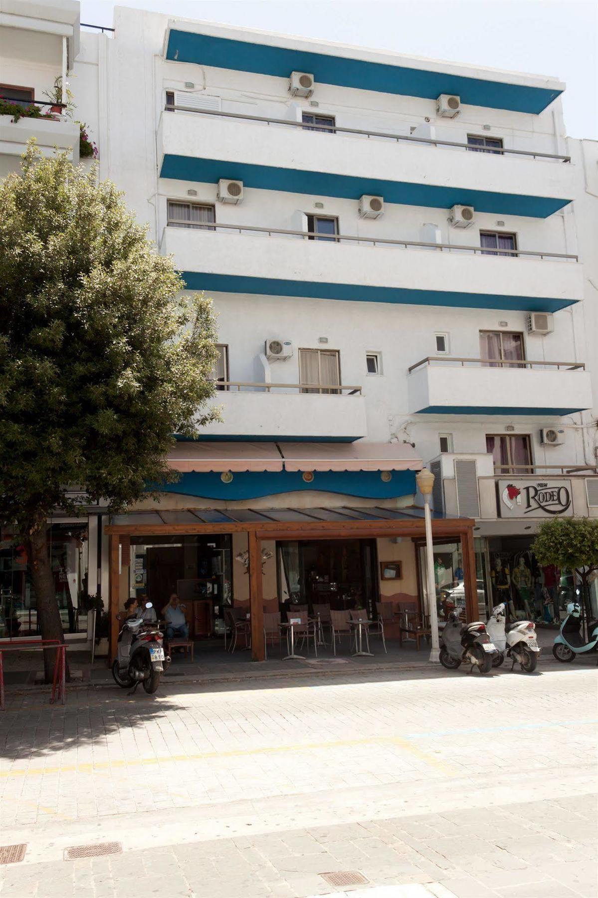 Hotel Noufara 2*